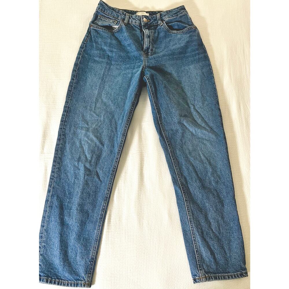 H&M Straight Leg Medium Wash Women's Jeans Size 8